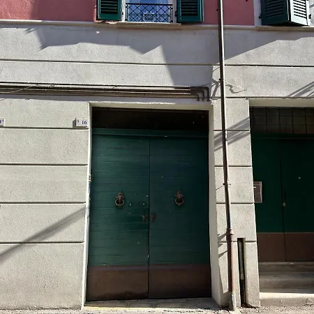 Le Due Corti Centro Storico - Autodromo Apartment