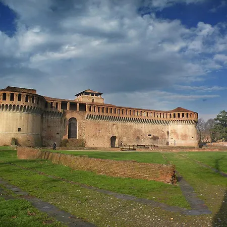 Le Due Corti Centro Storico - Autodromo Imola
