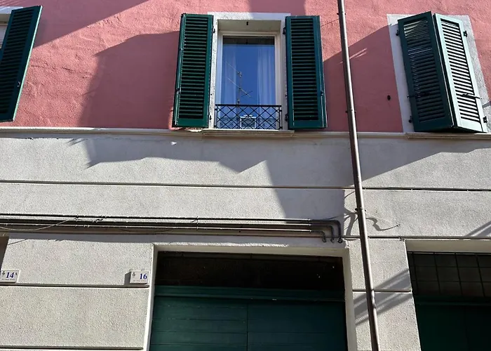 Le Due Corti Centro Storico - Autodromo 아파트 *